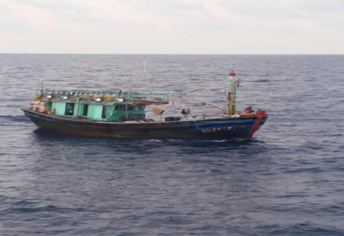 Kapal Pengawas Orca Tangkap Dua Kapal Asing Ilegal